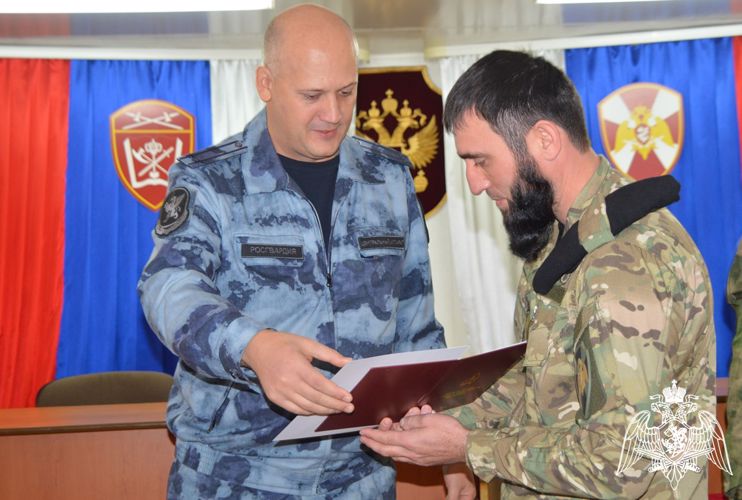 Кинологи Росгвардии завершили курс профессиональной подготовки в Тюмени (видео)