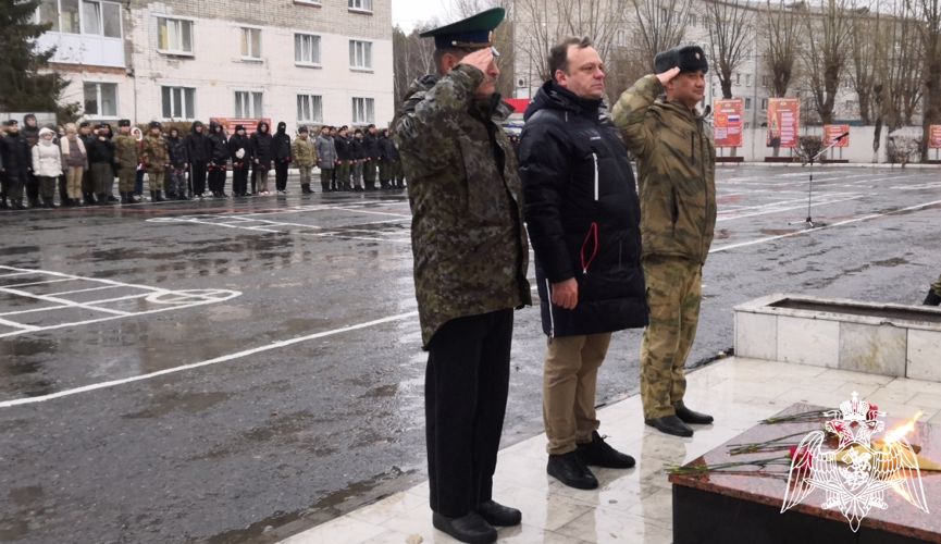 Росгвардия в День призывника провела тематические мероприятия в Тюменской области