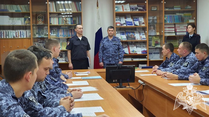Росгвардейцы из регионов Уральского округа Росгвардии завершили курс профессиональной подготовки в Тюмени