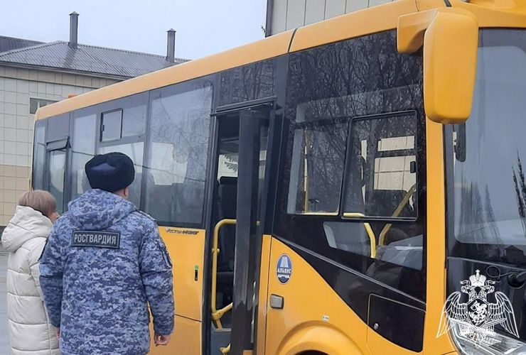 Росгвардия взяла под охрану школьные автобусы в Тюменской области