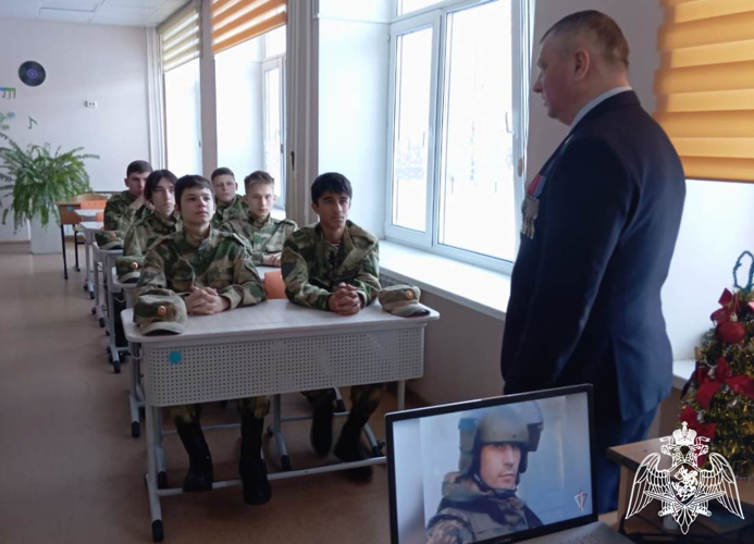 Ветеран тюменского СОБР поделился воспоминаниями о своём боевом пути с тюменскими телезрителями