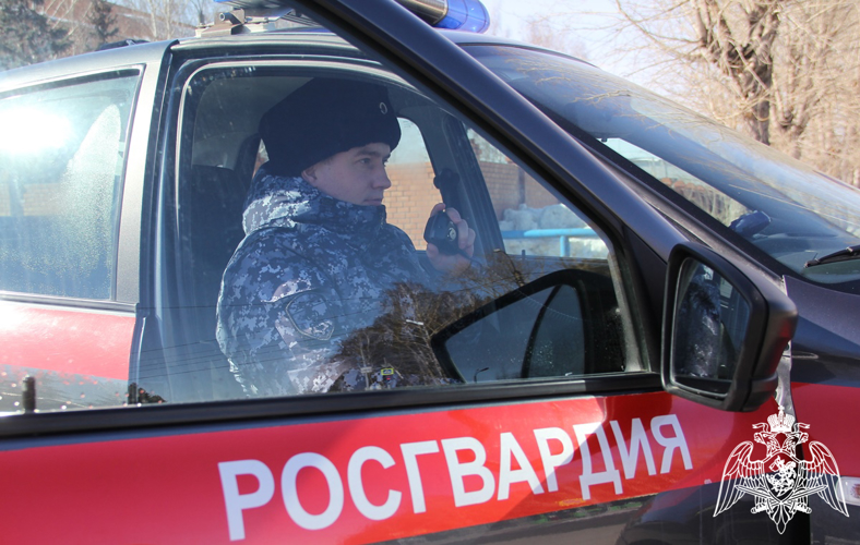 Сотрудники вневедомственной охраны в Тюмени задержали подозреваемую в краже 