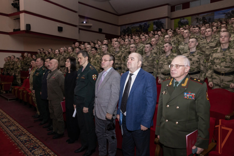     Посвященная 82-й годовщине Битвы за Москву и Дню Героев Отечества военно-историческая конференция состоялась в Росгвардии 