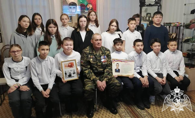 Памятные мероприятия в честь Героя России сотрудника СОБР Росгвардии Тимура Мухутдинова состоялись в Тюменской области