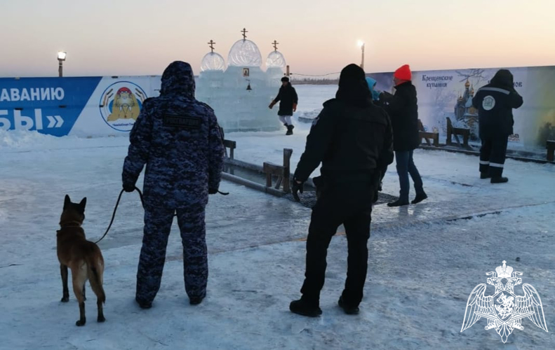 Росгвардия обеспечила безопасность празднования Крещения Господня в Тюменской области