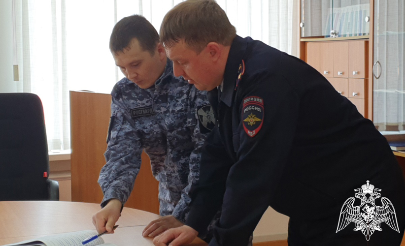 Сотрудники вневедомственной охраны из Тюмени и Кургана успешно завершили курс профессиональной подготовки