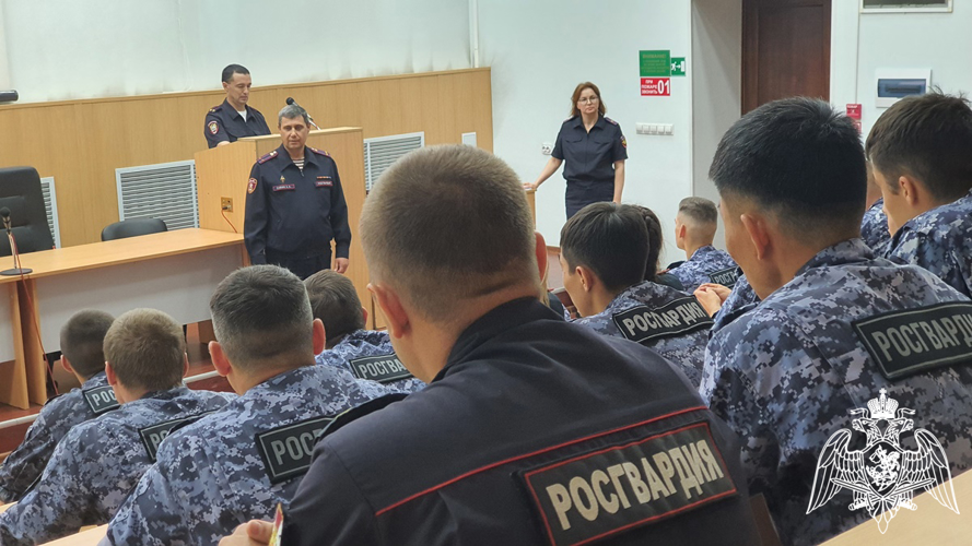 Сотрудники вневедомственной охраны из Тюмени и Кургана успешно завершили курс профессиональной подготовки