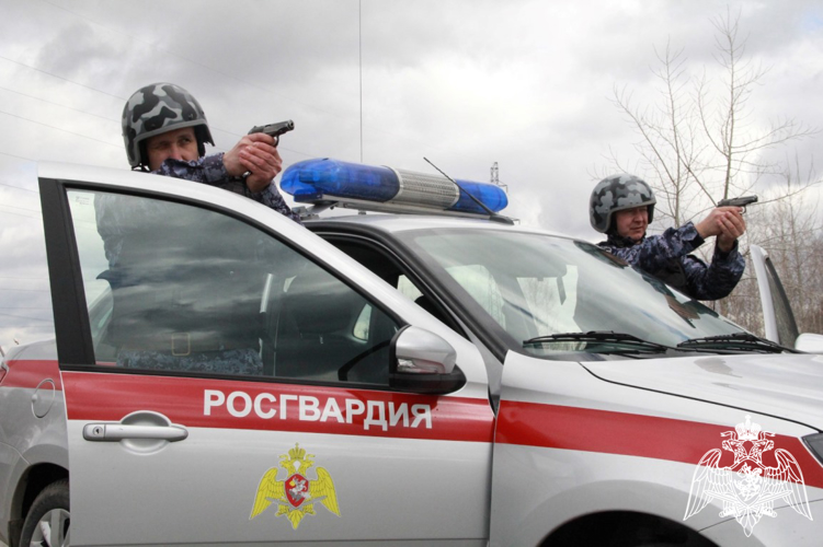 Конкурс профессионального мастерства среди сотрудников вневедомственной охраны состоялся в Тюмени (видео)