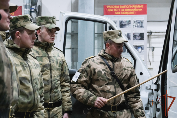 Курсанты Пермского военного института Росгвардии проходят стажировку на Урале