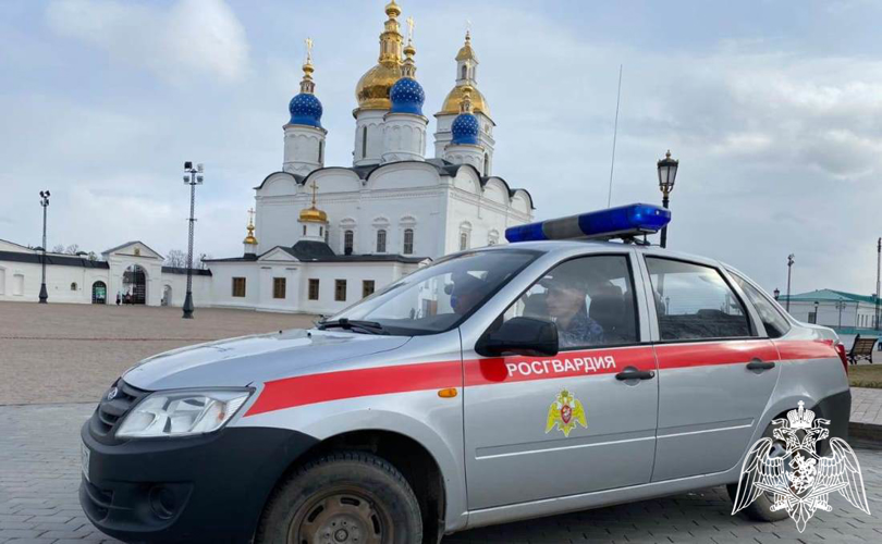 Росгвардия обеспечила безопасность Вербного воскресенья в Тюменской области