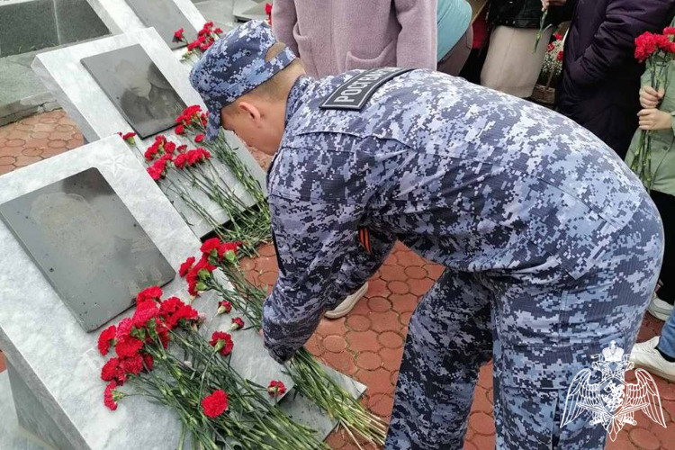В День Победы росгвардейцы и кадеты в Тюменской области приняли участие в военно-патриотических акциях и мероприятиях