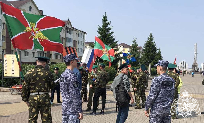 Сотрудники вневедомственной охраны в Тобольске обеспечили безопасность мероприятий Дня пограничника