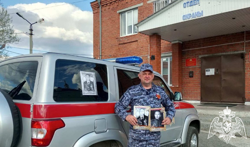 Патриотические акции «Георгиевская ленточка» и «Бессмертный автополк» завершились в Тюменской области
