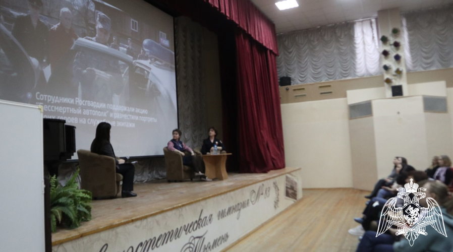 Росгвардейцы и кадеты в Тюменской области участвуют в патриотических мероприятиях в преддверии Дня Победы