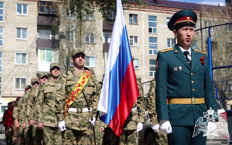 Росгвардия поздравила персональными парадами ветеранов Великой Отечественной войны в Тюмени (видео)
