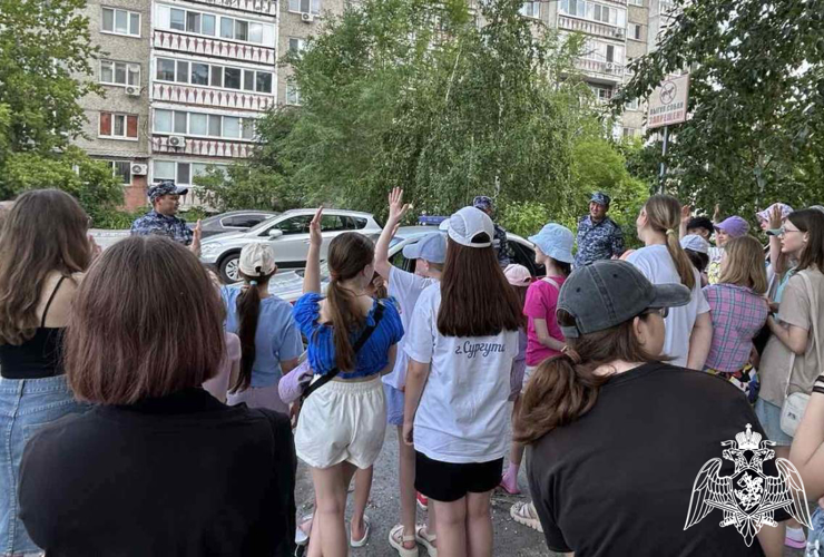 Ведомственная акция «Каникулы с Росгвардией» продолжается в Тюменской области