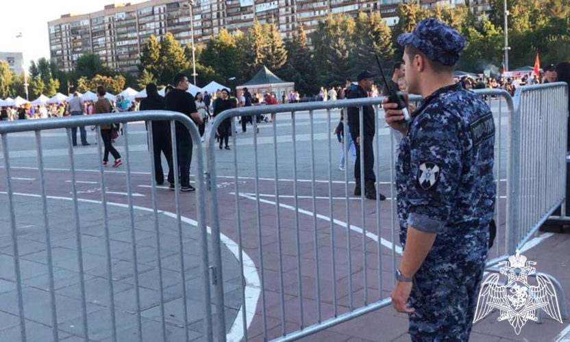 Росгвардия обеспечила безопасность и антитеррористическую защищённость Дня молодёжи в Тюменской области