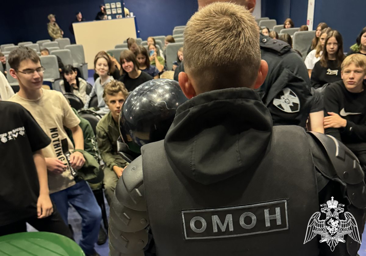 Всероссийская акция «Каникулы с Росгвардией» продолжается в Тюменской области