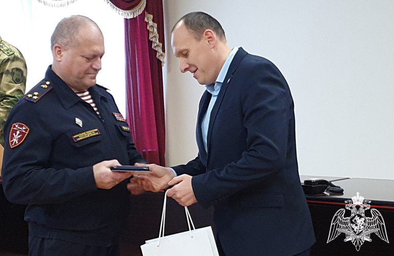 Росгвардия в Тюмени поздравила с Днем физкультурника руководство и коллективы взаимодействующих спортивных учреждений