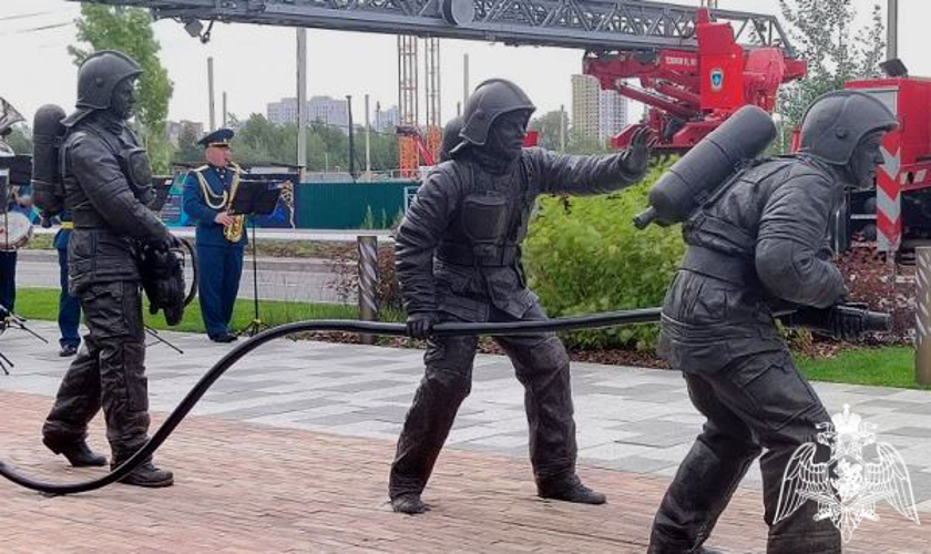 Начальник территориального управления принял участие в торжественном открытии бульвара Пожарных и спасателей в Тюмени
