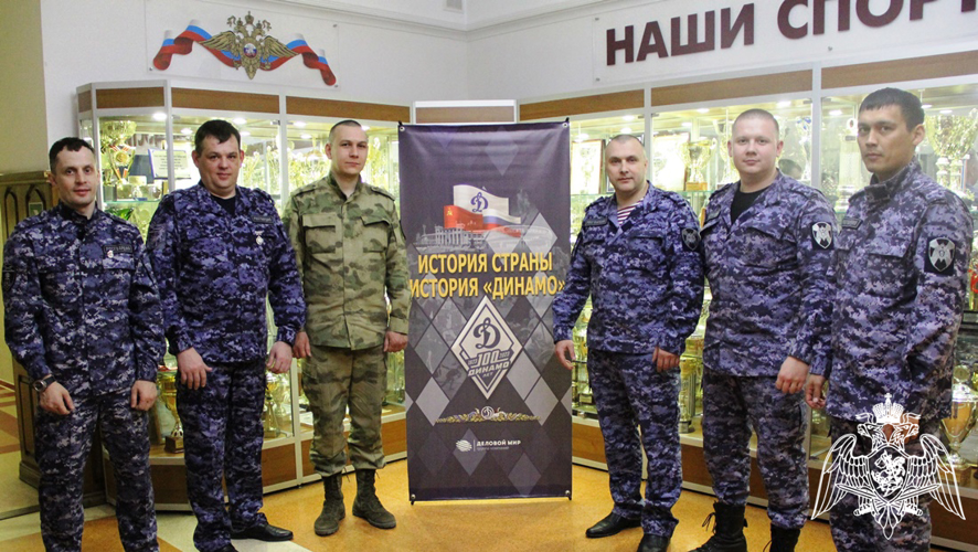 Росгвардия в Тюмени поздравила с Днем физкультурника руководство и коллективы взаимодействующих спортивных учреждений