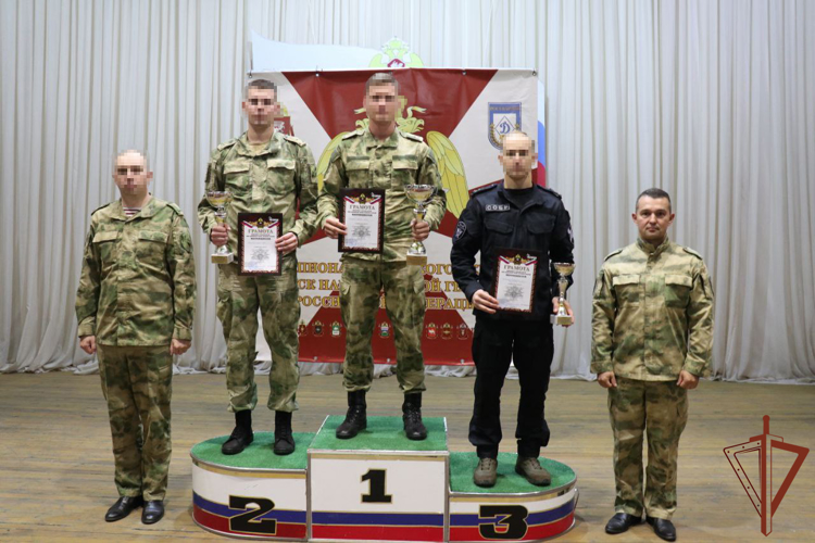 Чемпионат по военно-спортивному многоборью завершился в Уральском округе Росгвардии
