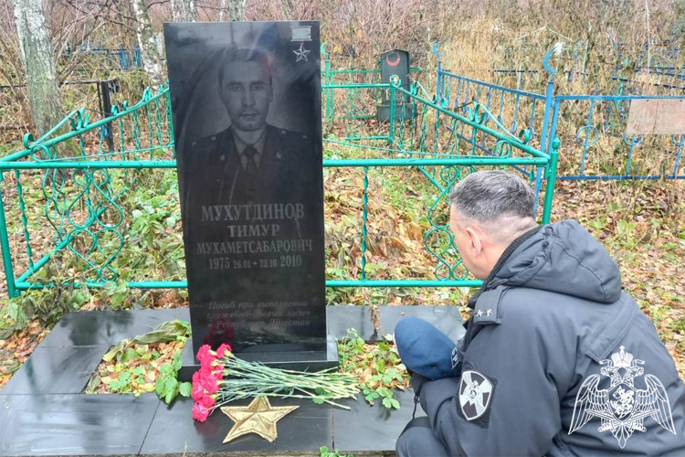 В Тюменской области чтят память Героя России Тимура Мухутдинова