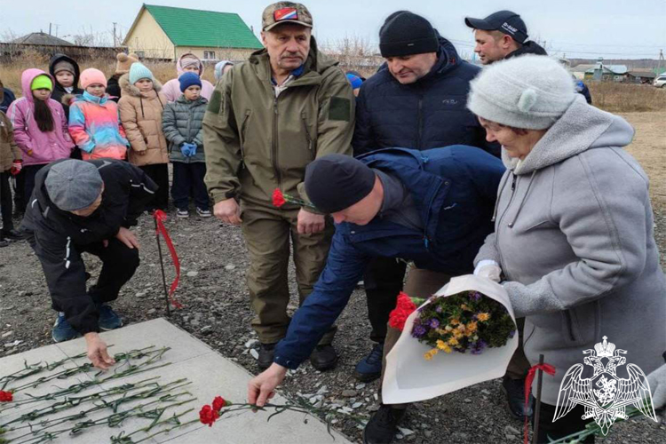 По инициативе ветеранов Росгвардии в Тюменской области открыт памятный знак