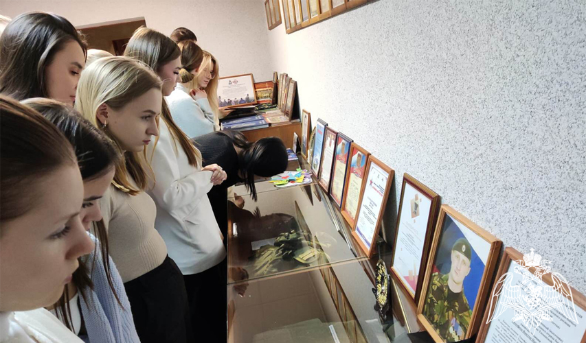 Тюменский СОБР открыл свои двери для тюменских студентов