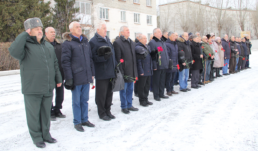 Чествование ветеранов войск правопорядка состоялось в кинологическом центре Уральского округа Росгвардии (видео)