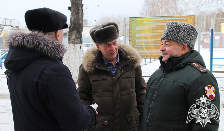 Чествование ветеранов войск правопорядка состоялось в кинологическом центре Уральского округа Росгвардии (видео)