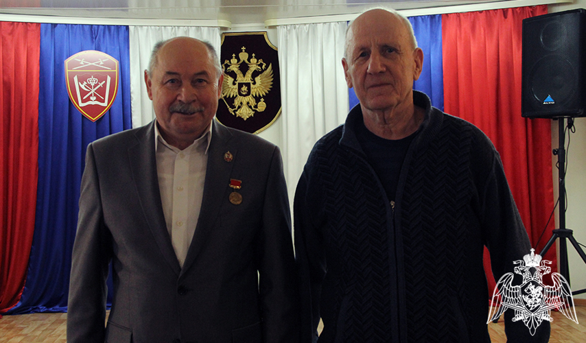 Чествование ветеранов войск правопорядка состоялось в кинологическом центре Уральского округа Росгвардии (видео)