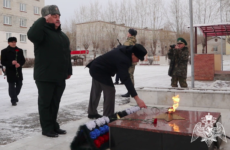 Чествование ветеранов войск правопорядка состоялось в кинологическом центре Уральского округа Росгвардии (видео)