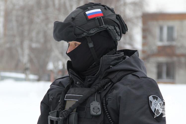При силовой поддержке Росгвардии в Тюменской области задержан подозреваемый в незаконном обороте запрещенных веществ