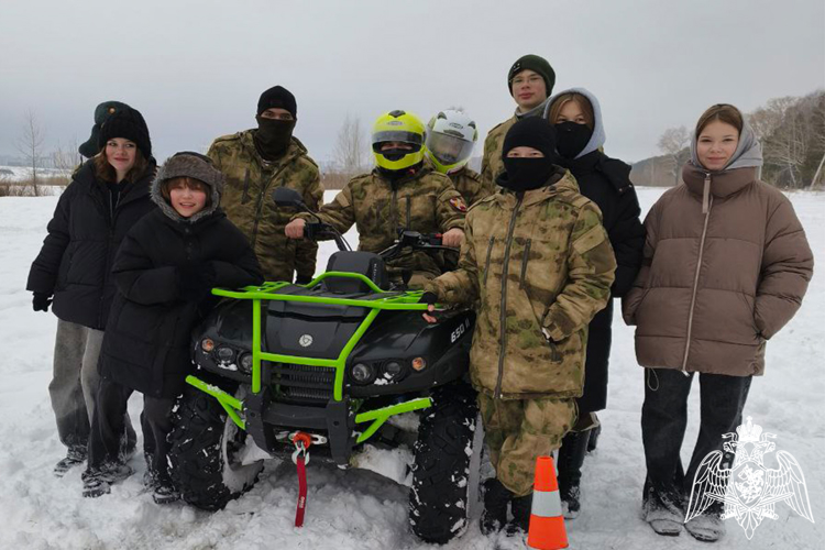 Кадеты специализированных профильных групп Росгвардии в Тюмени участвуют в патриотических мероприятиях