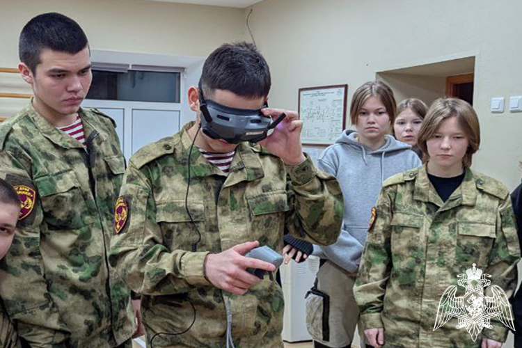 Кадеты специализированных профильных групп Росгвардии в Тюмени участвуют в патриотических мероприятиях