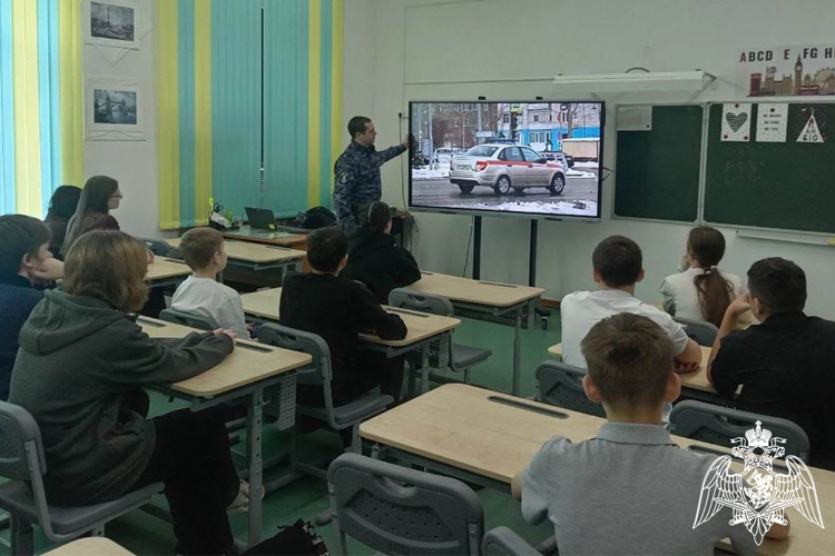 Сотрудники и ветераны Росгвардии в Тюменской области принимают участие в мероприятиях в Год защитника Отечества  