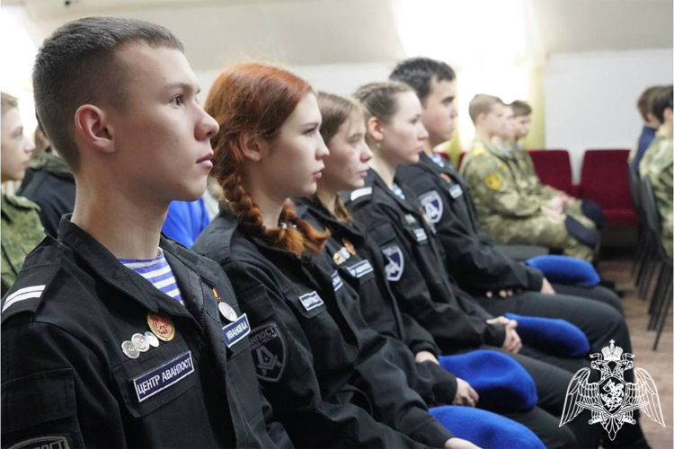 Сотрудники тюменского ОМОН участвуют в ведомственной акции «Неделя мужества»