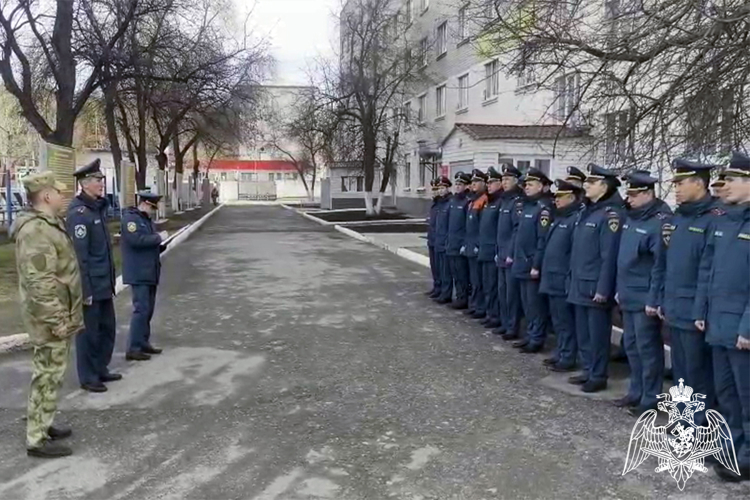 Совместная тренировка кинологического центра Уральского округа Росгвардии и регионального управления МЧС прошла в Тюмени