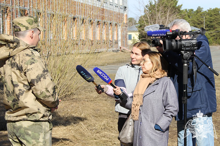 В Тюмени для ямальских тележурналистов состоялся пресс-тур в кинологический центр Уральского округа Росгвардии (видео)
