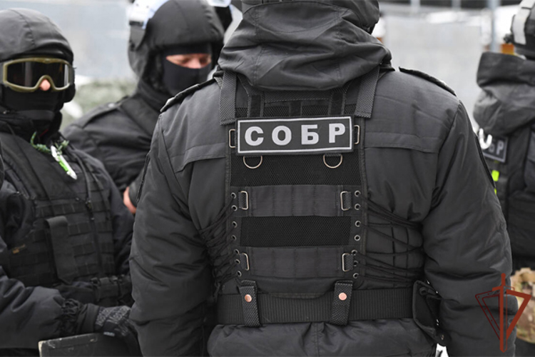В Тюмени при содействии СОБР Росгвардии задержаны подозреваемые в мошенничестве с использованием информационно-коммуникационных сетей