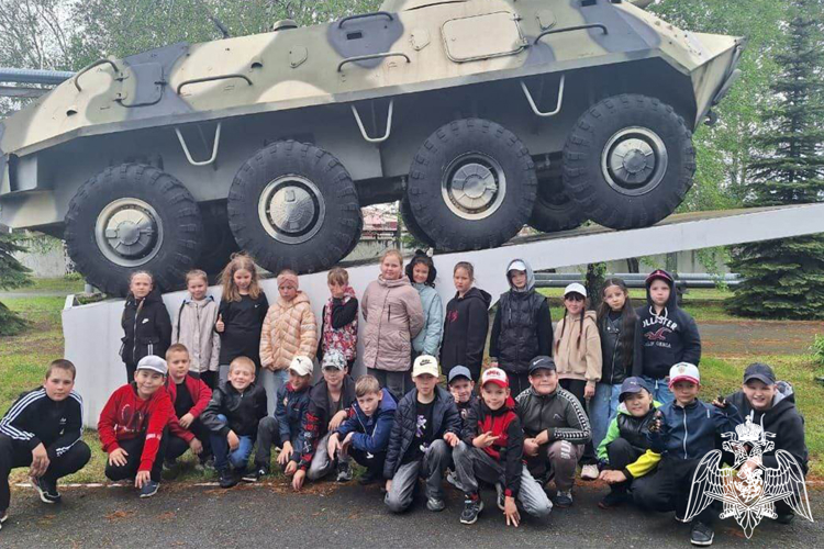 В Тюменской области стартовала ежегодная ведомственная акция «Каникулы с Росгвардией»
