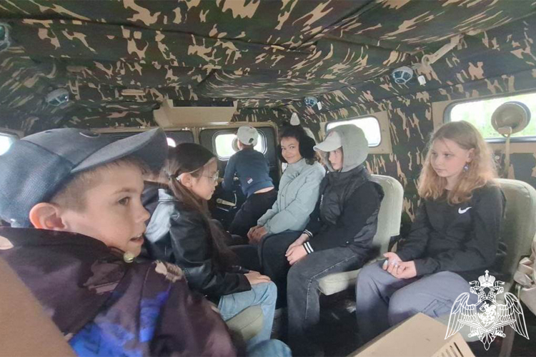 В Тюменской области стартовала ежегодная ведомственная акция «Каникулы с Росгвардией»