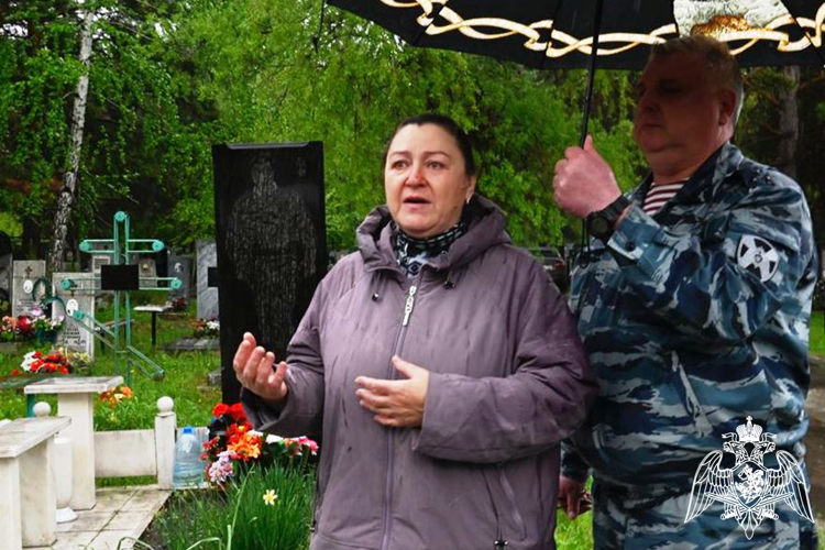 В Тюменской области почтили память погибшего в 2003 году офицера ОМОН