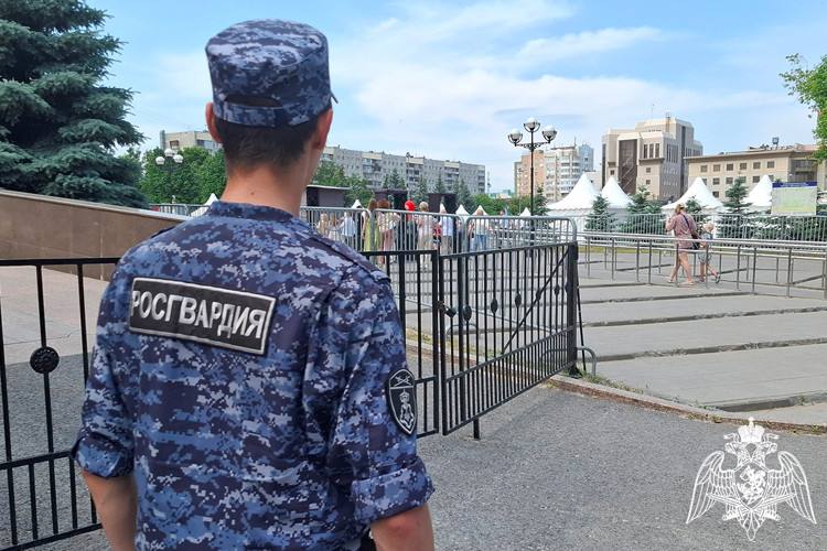 Безопасность ряда мероприятий в выходные дни обеспечила Росгвардия в Тюменской области