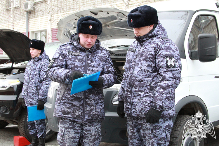 В Управлении Росгвардии по Тюменской области завершен перевод техники и вооружения на зимний период эксплуатации 