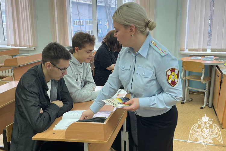 Ведомственный проект «Готов стать офицером Росгвардии?» продолжается в Тюменской области 