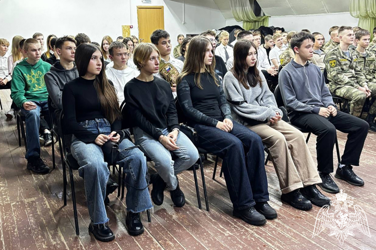 Ведомственный проект «Готов стать офицером Росгвардии?» продолжается в Тюменской области 