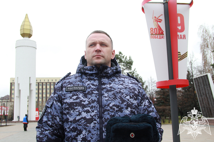 В Дмитриевскую субботу росгвардейцы в Тюмени почтили память погибших защитников Отечества