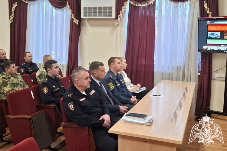 В Управлении Росгвардии по Тюменской области состоялось заседание оперативного штаба в преддверии новогодних праздников